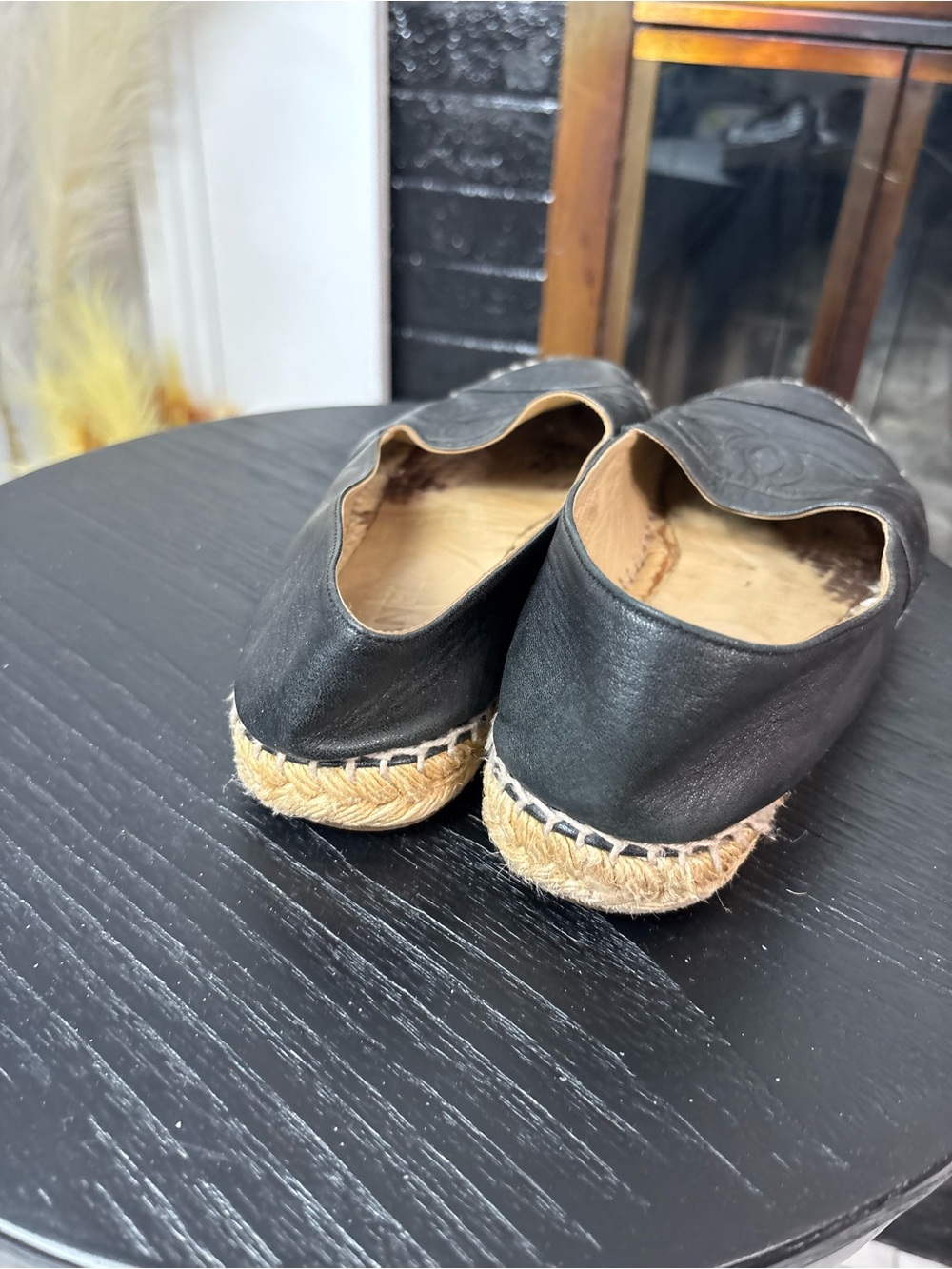 CHANEL Black Leather Espadrilles with CC Logo - Picture 4 of 9